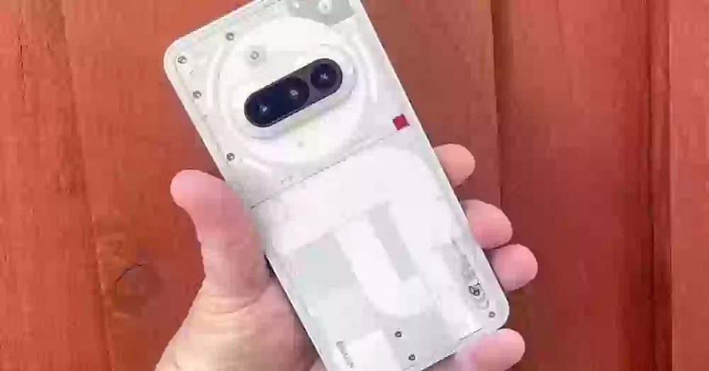 Почему Nothing Phone теряет привлекательность, и все дальше уходит от своих ценностей