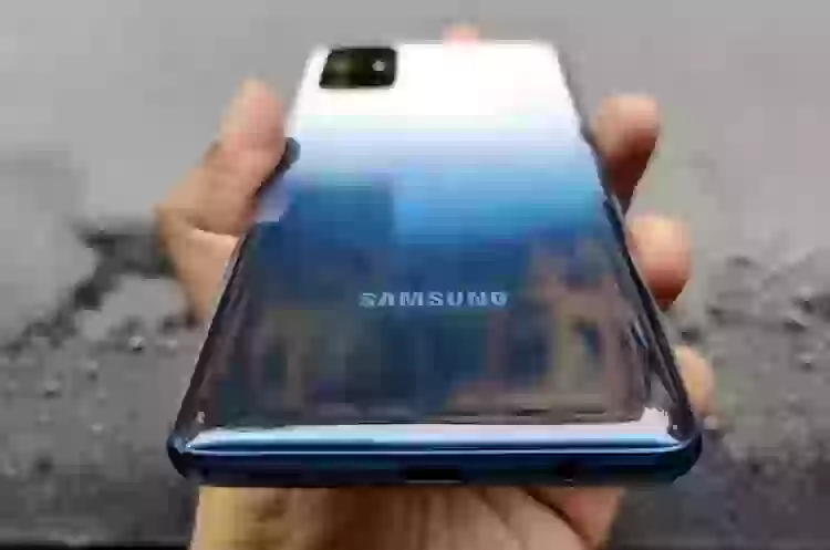 Ремонт телефона Samsung станет более безопасным. Но не везде